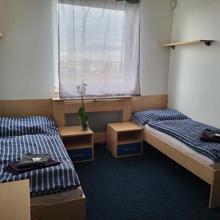 Sporthotel Vestec エクステリア 写真